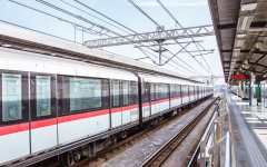 推出了接触网、多场景智能巡检机械人